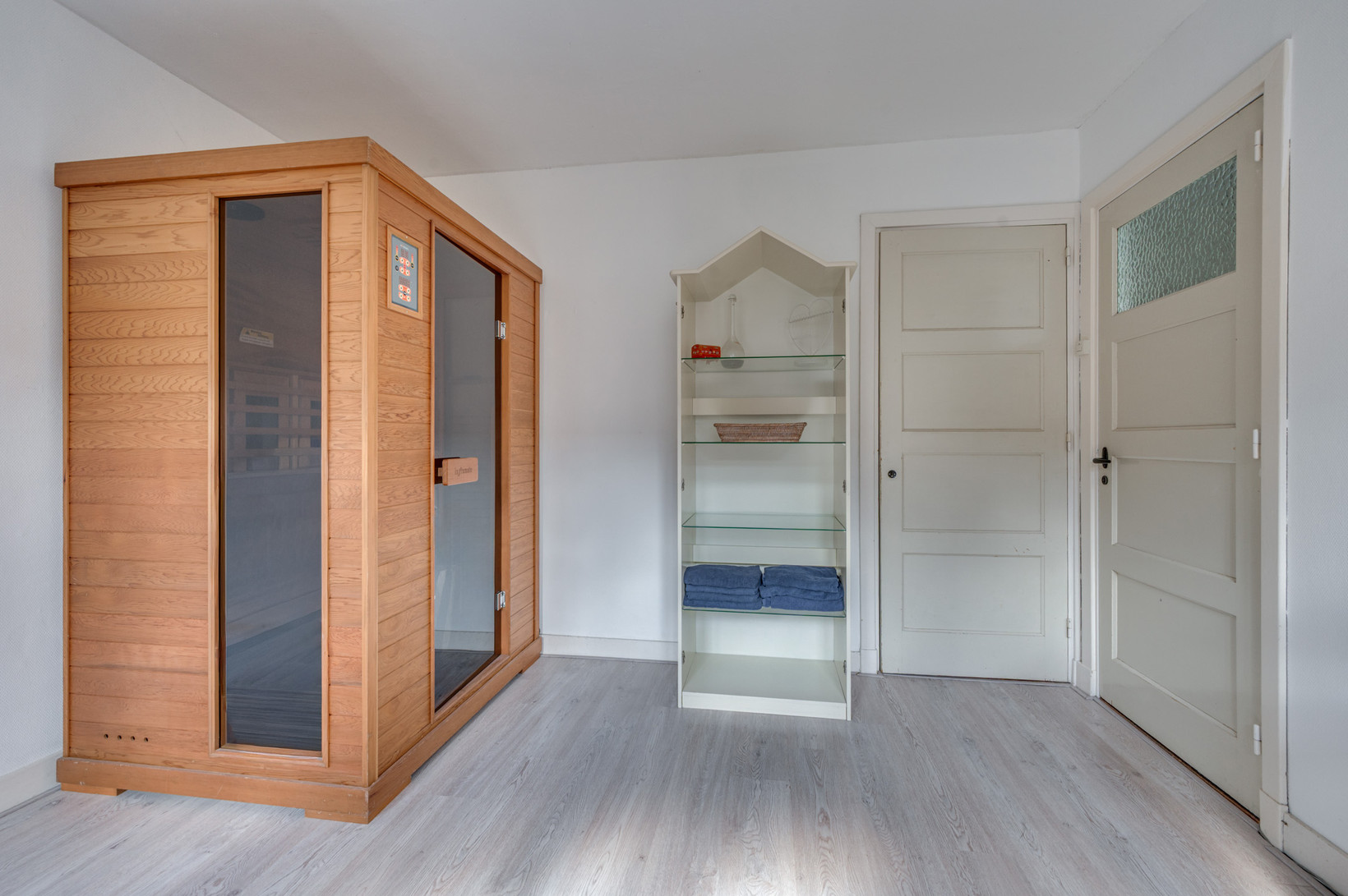 Tussenwoning te koop: Helbeek 151, Venlo
