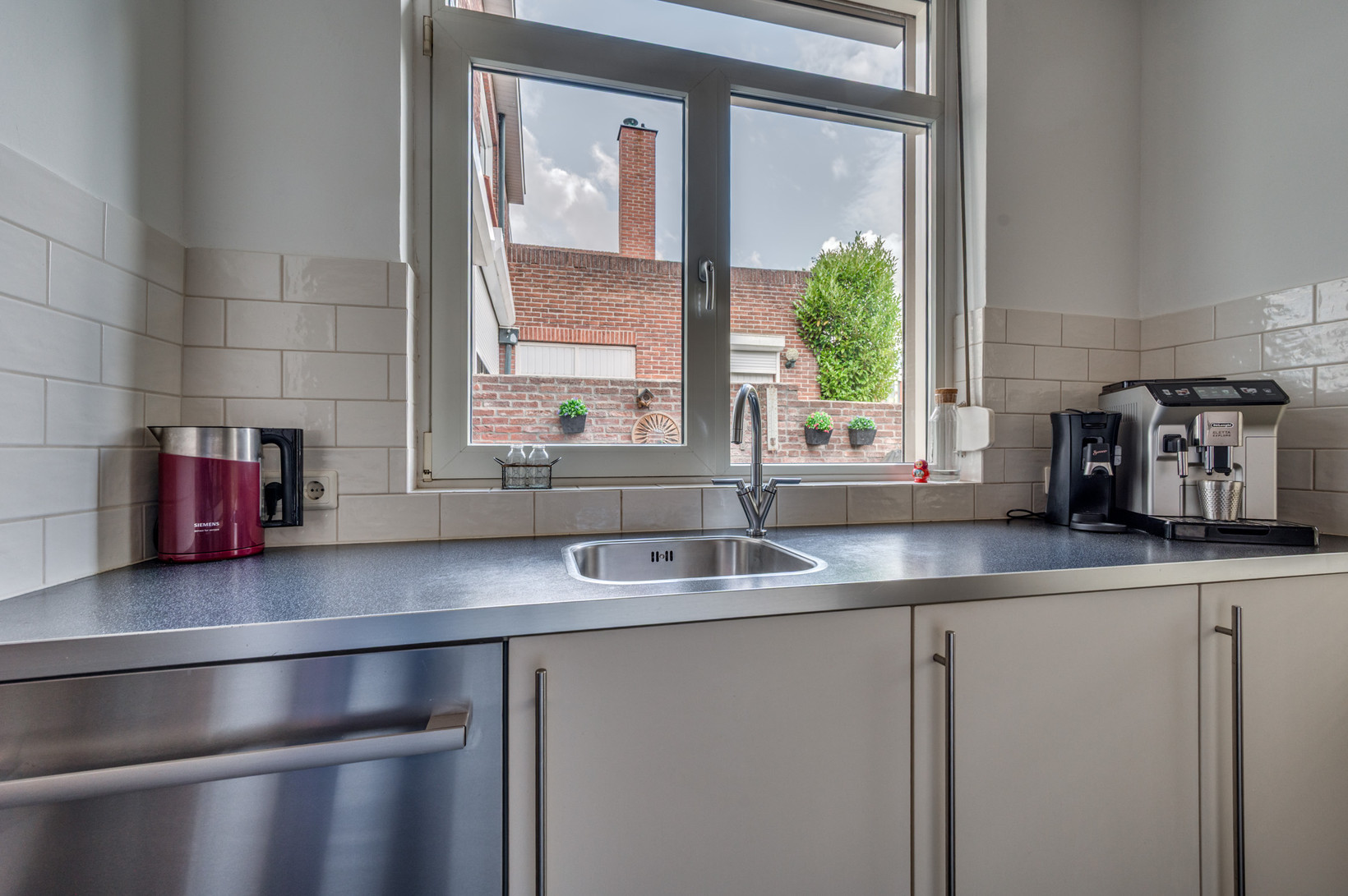 Tussenwoning te koop: Helbeek 151, Venlo