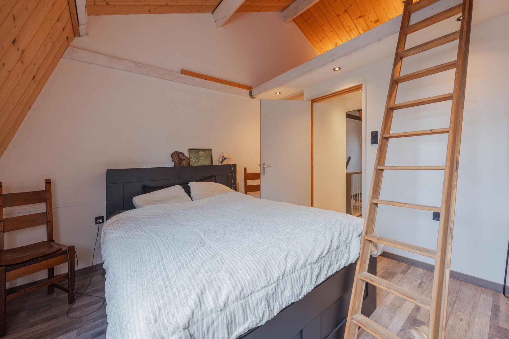 Tussenwoning te koop: Tegelseweg 175, Venlo