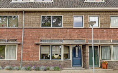 Onze Lieve. 18