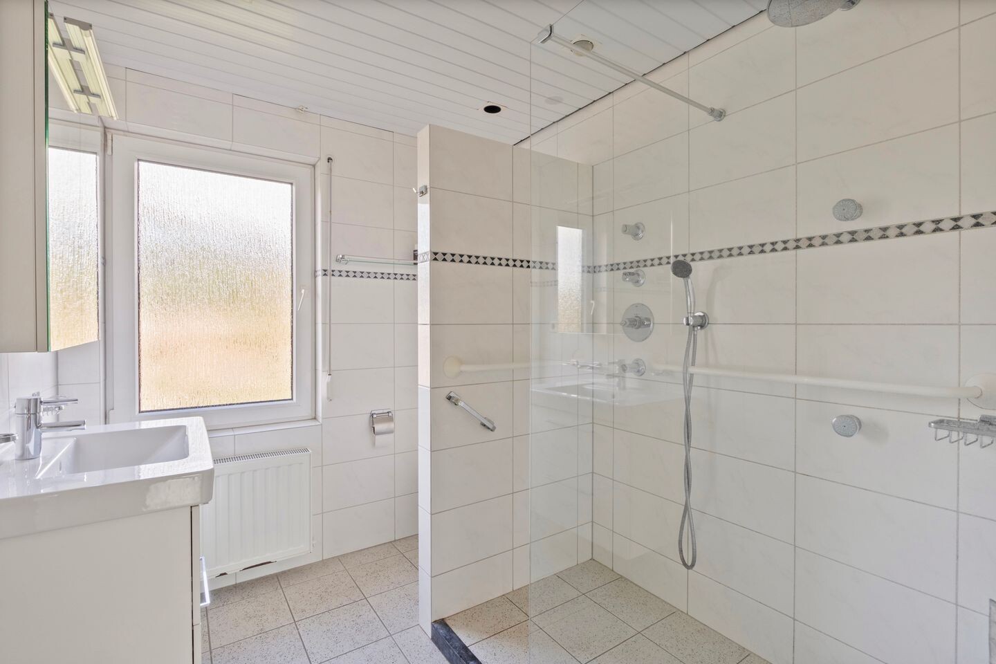 Tussenwoning te koop: Groenstraat 234, Venlo
