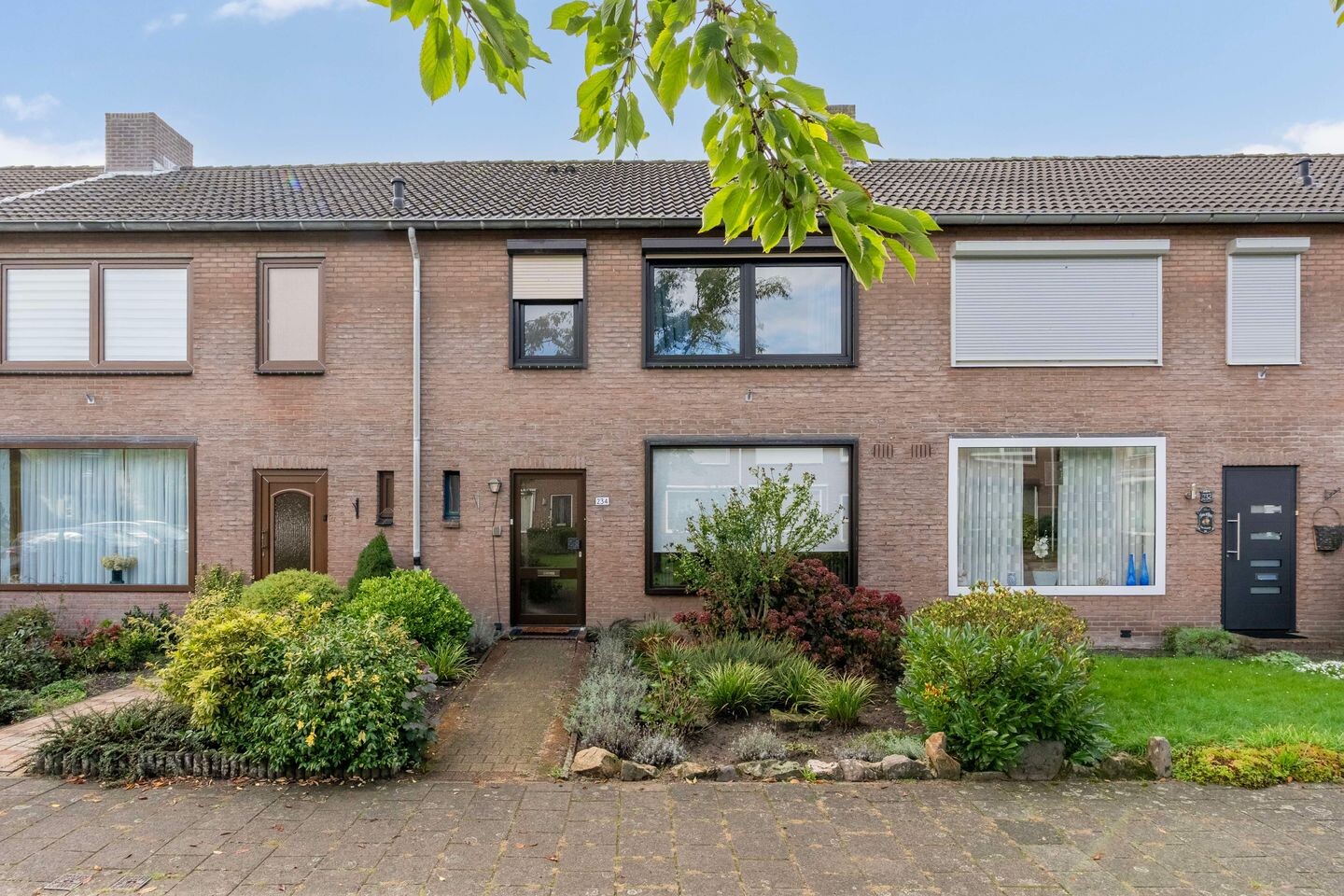 Tussenwoning te koop: Groenstraat 234, Venlo