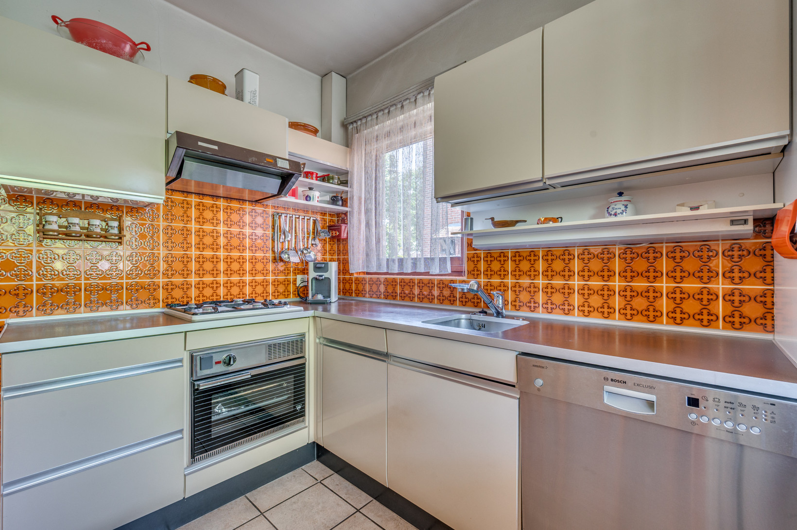 Tussenwoning te koop: Karel van Egmondstraat 21, Venlo