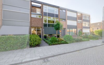 Bisschop Paredisstraat 6