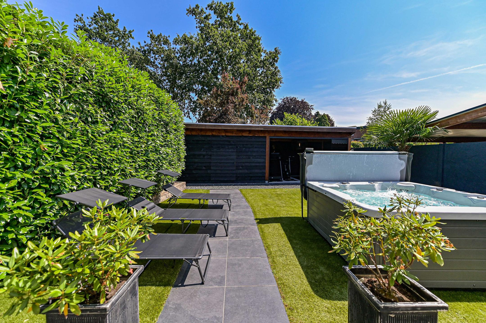 Tussenwoning te koop: Albert Schweitzerstraat 5, Venlo