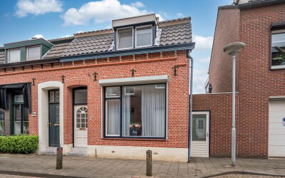 van Laerstraat 28