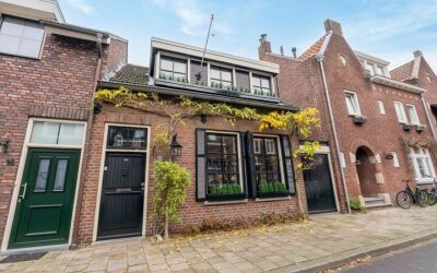 2e Maasveld. 16