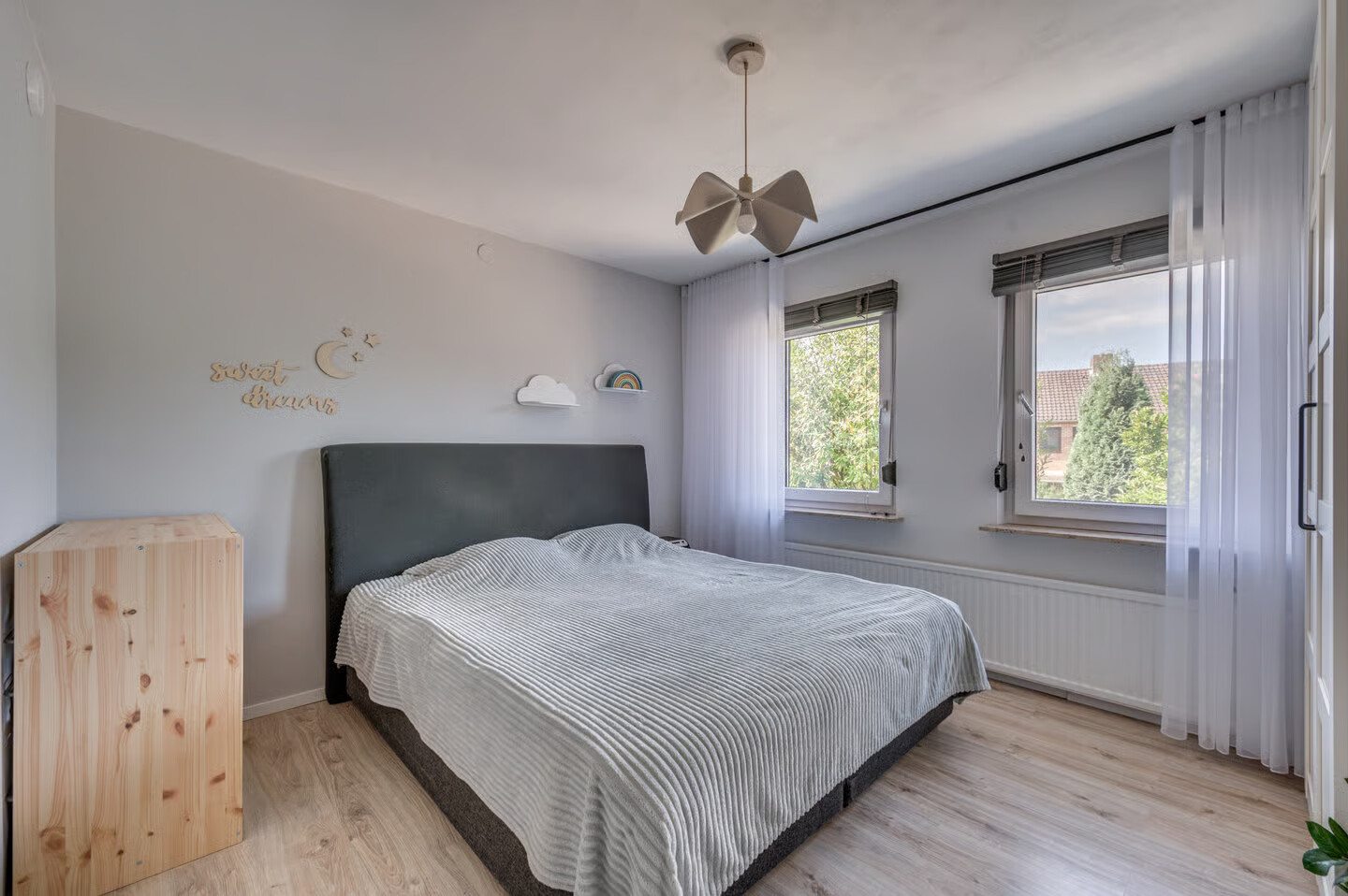 Tussenwoning te koop: Burgemeester Coenegrachtstraat 19, Venlo