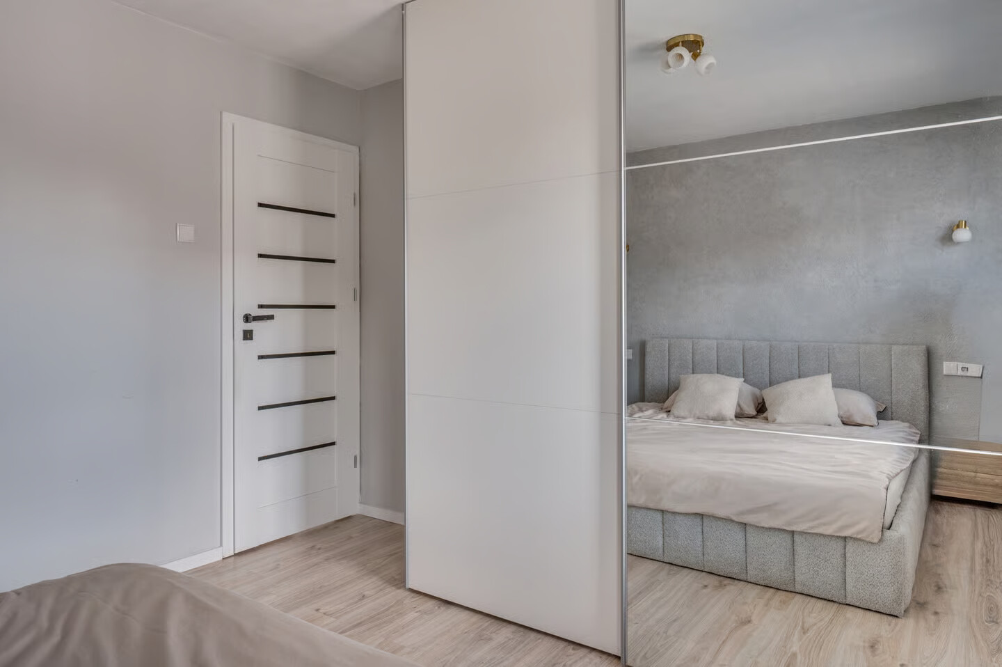 Tussenwoning te koop: Burgemeester Coenegrachtstraat 19, Venlo