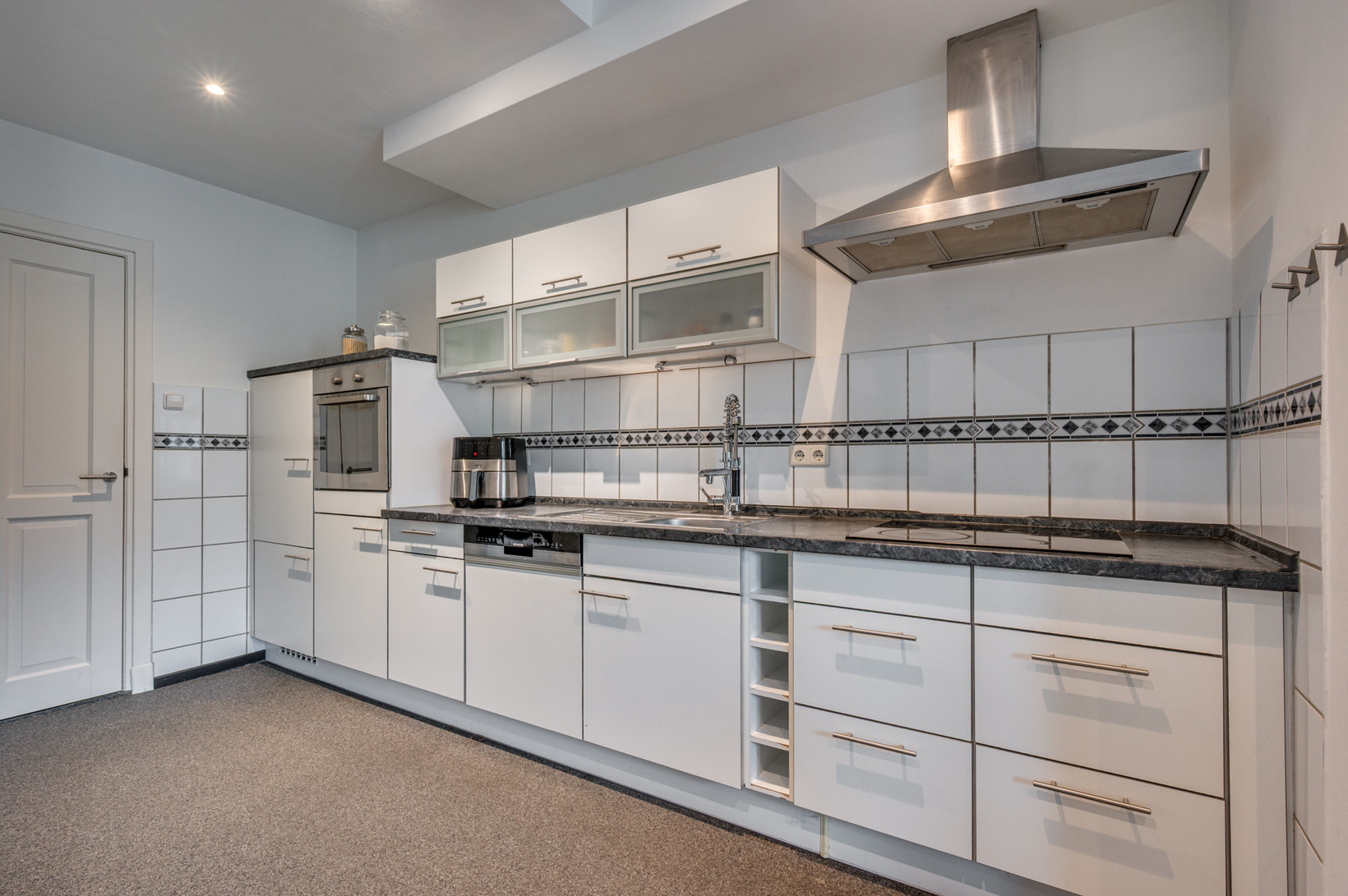 Tussenwoning te koop: van Stockhemstraat 9, Venlo