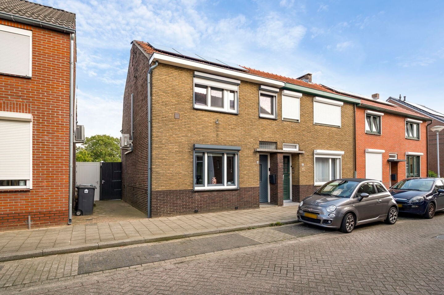 Hoekwoning te koop: Leeuwerikstraat 64, Venlo