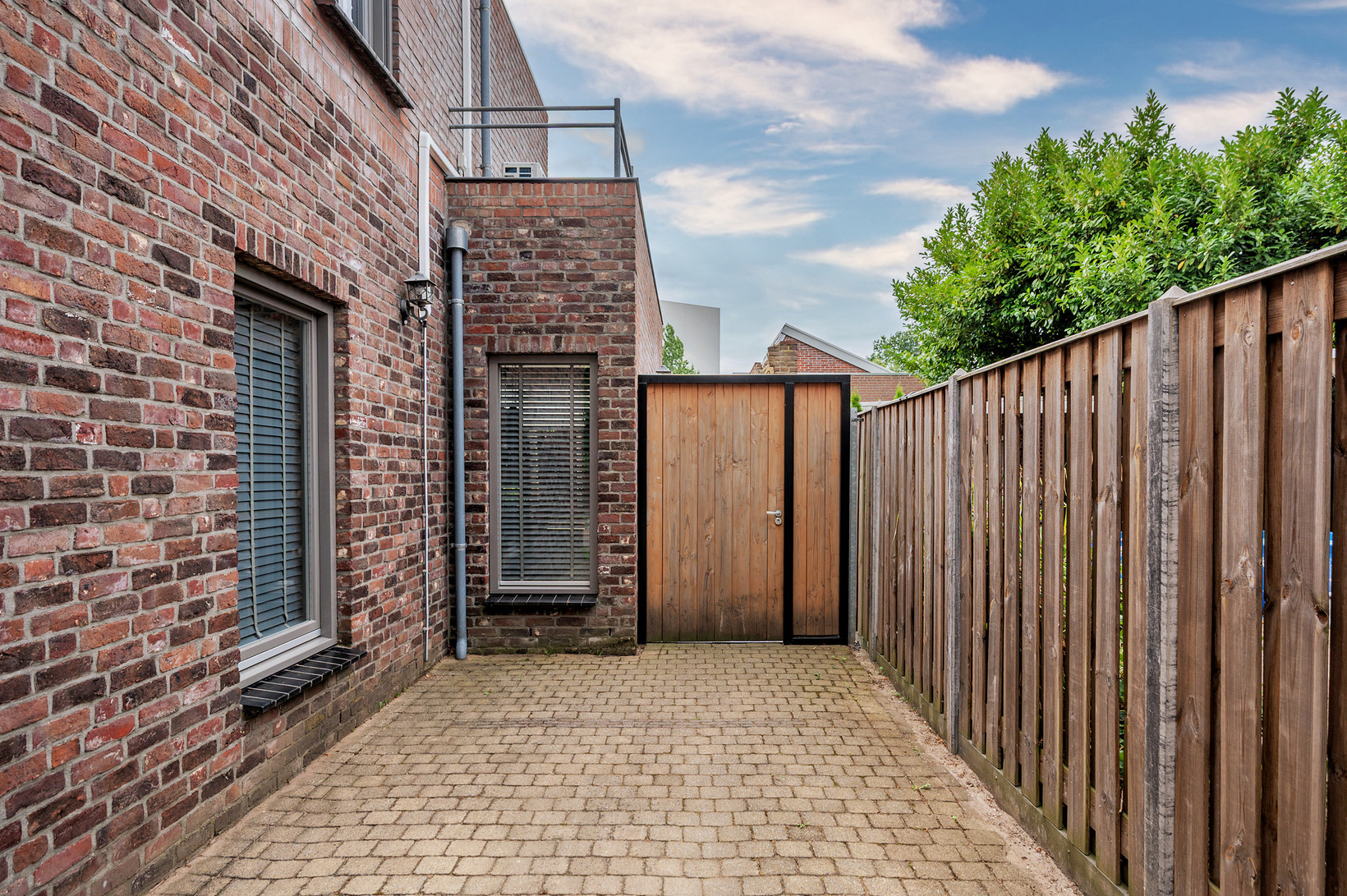 Twee-onder-één-kap te koop: Baarlosestraat 171, Venlo