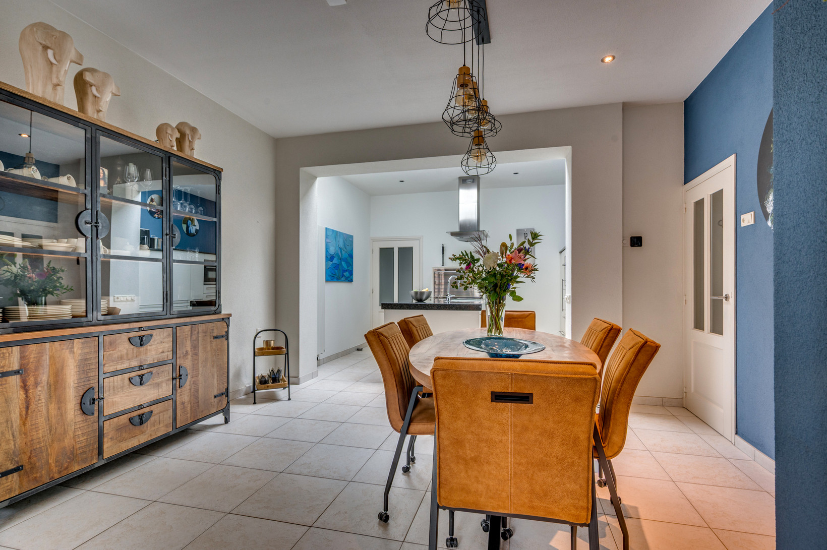 Tussenwoning te koop: Baarlosestraat 104, Venlo