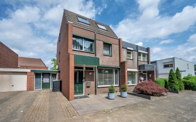 Hertog Alvastraat 4