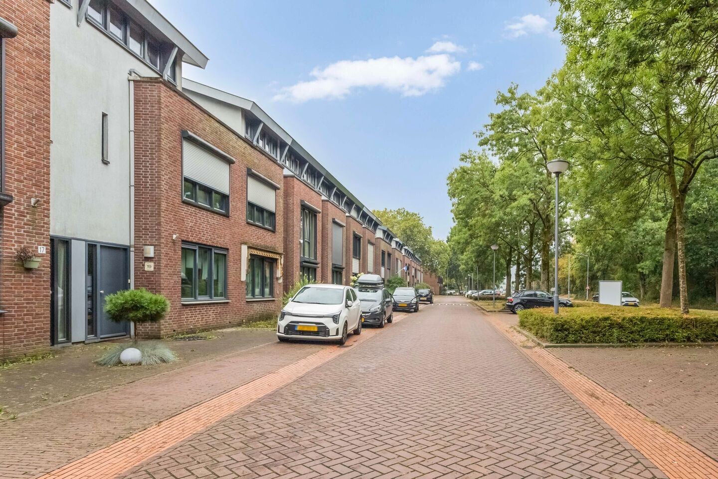 Tussenwoning te koop: Zonneveld 15, Venlo