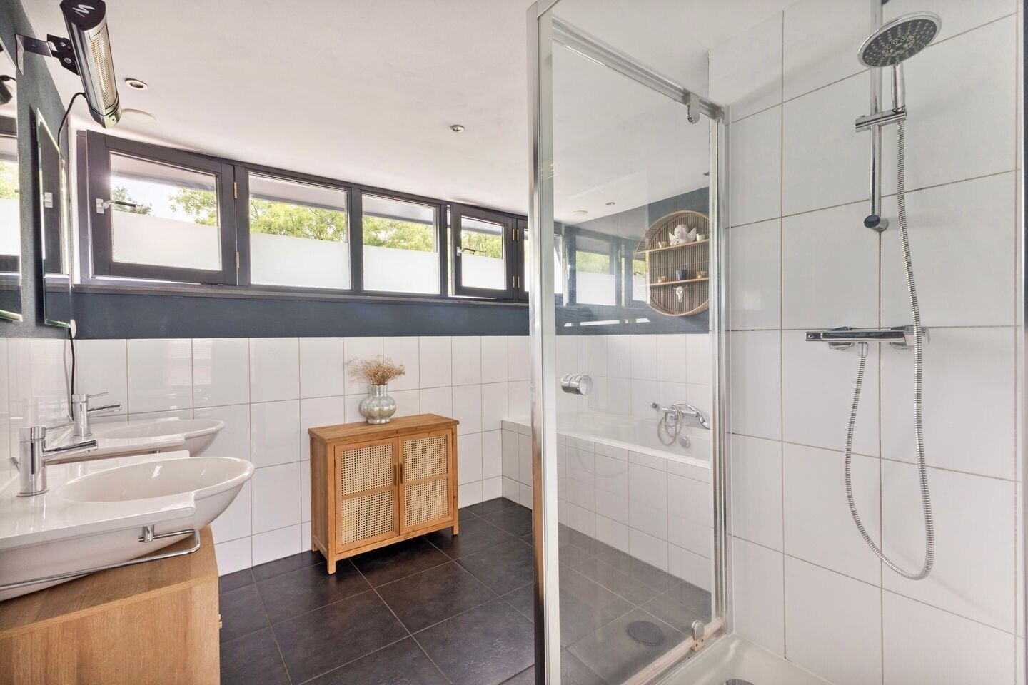 Tussenwoning te koop: Zonneveld 15, Venlo