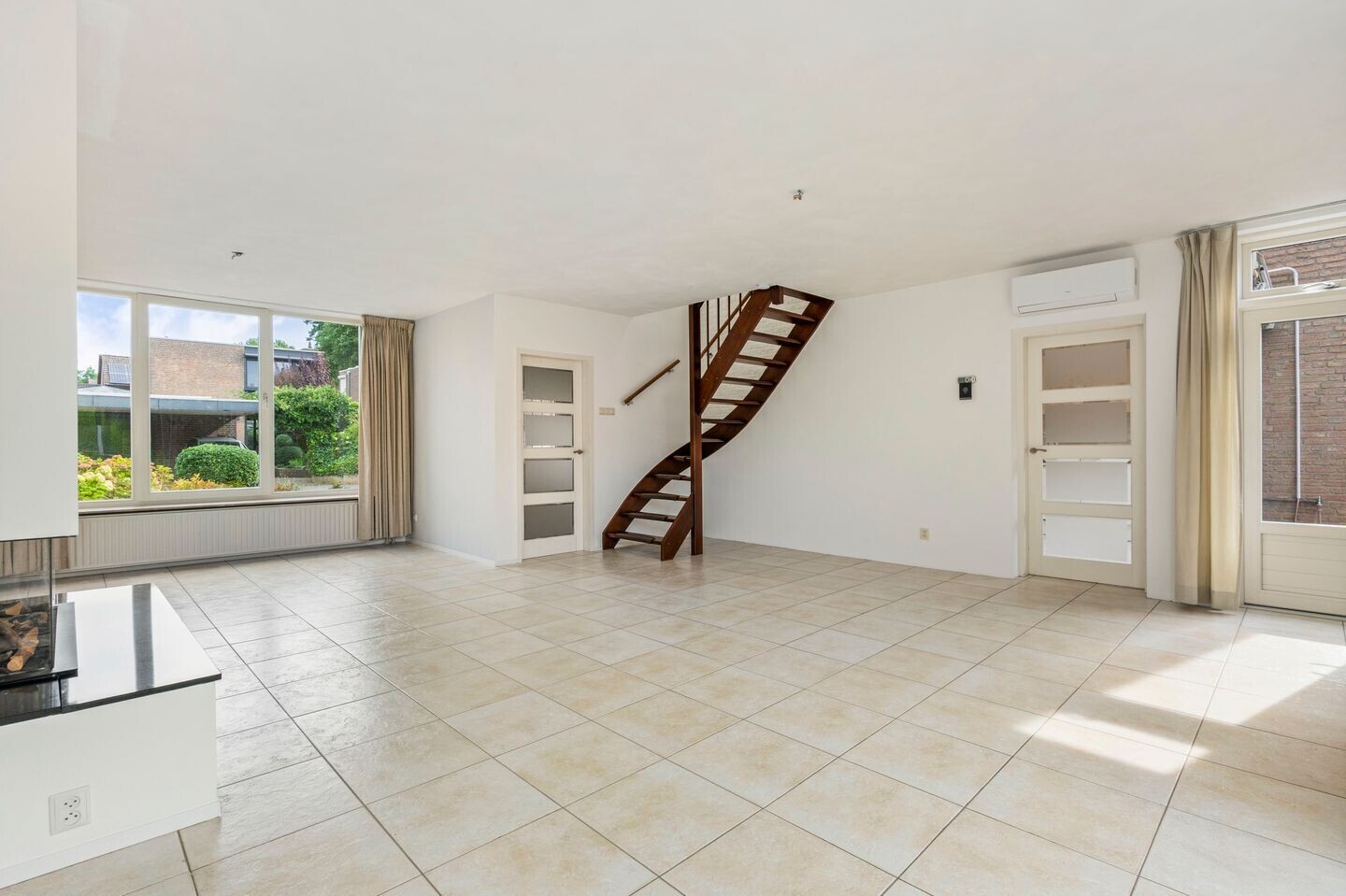 Tussenwoning te koop: La Fontainestraat 29, Venlo