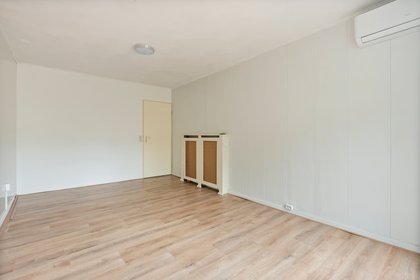Tussenwoning te koop: La Fontainestraat 29, Venlo