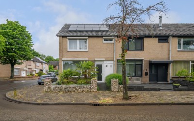 Huis te koop Scottstraat 1