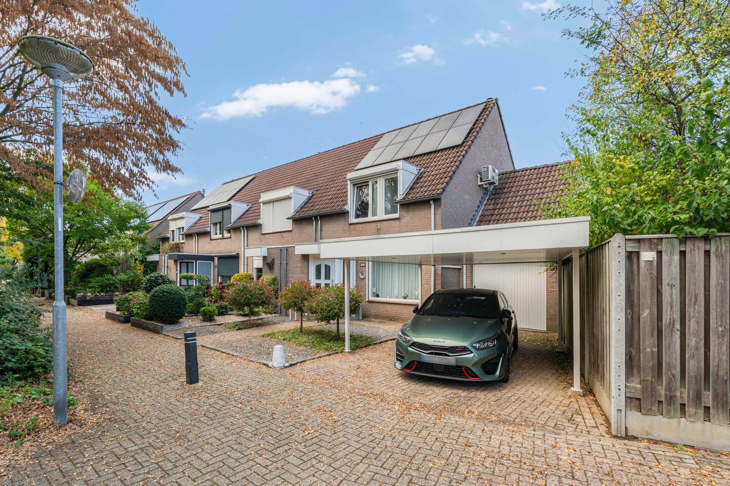 Hoekwoning te koop: Ganzerikstraat 30, Venlo