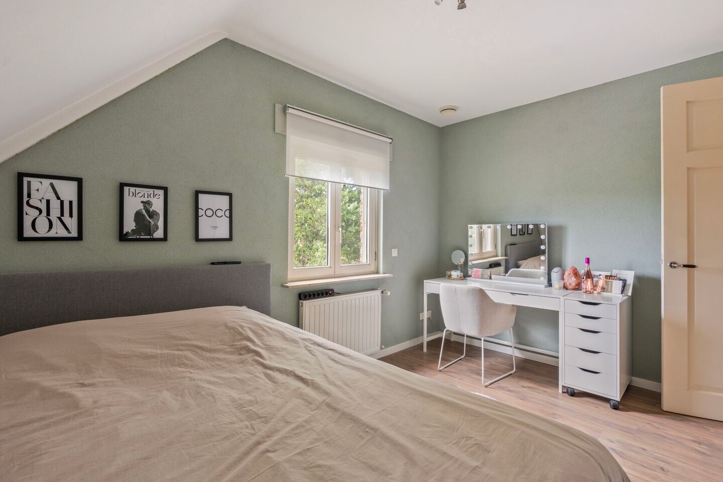 Twee-onder-één-kap te koop: Hoverhofweg 53, Venlo