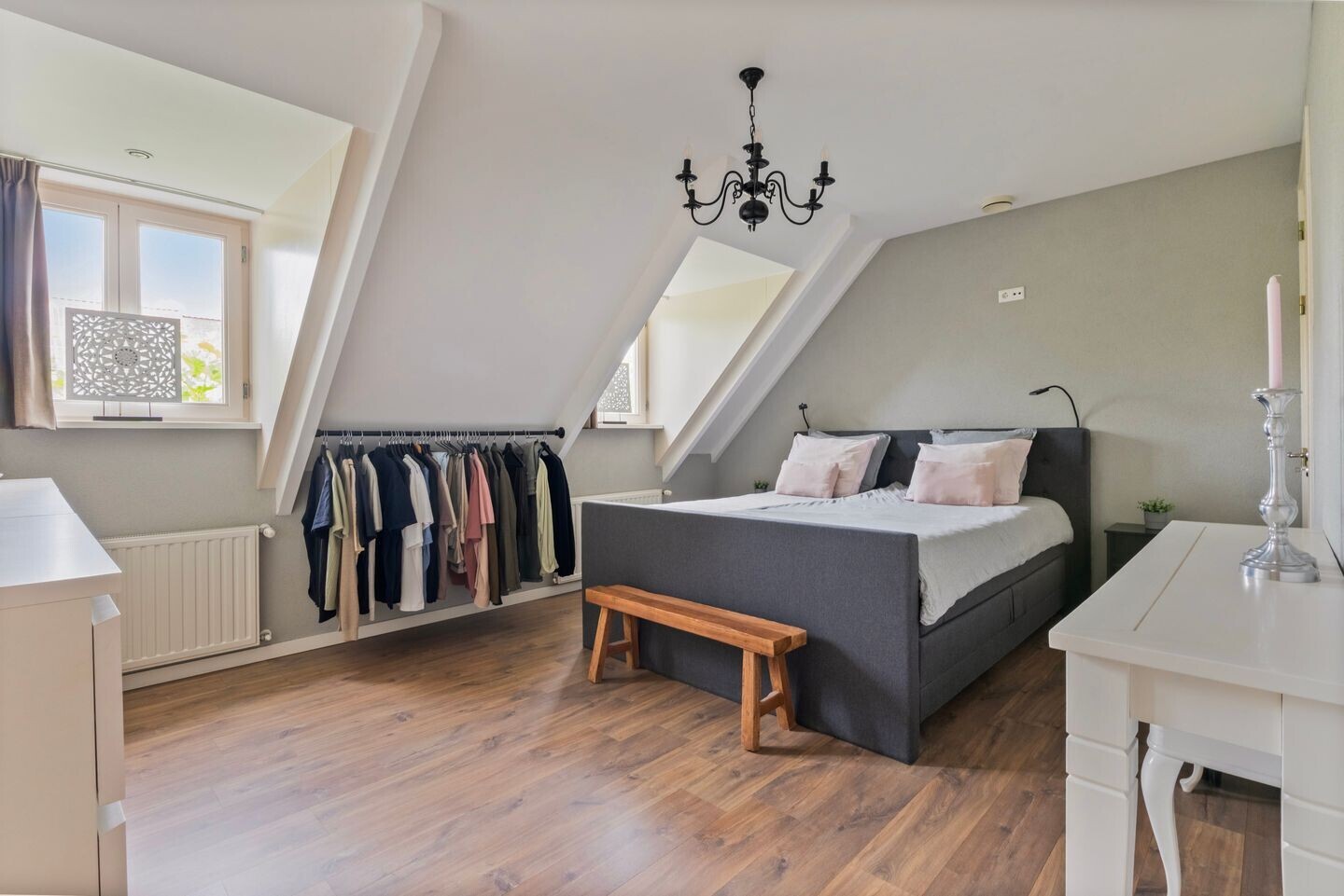 Twee-onder-één-kap te koop: Hoverhofweg 53, Venlo