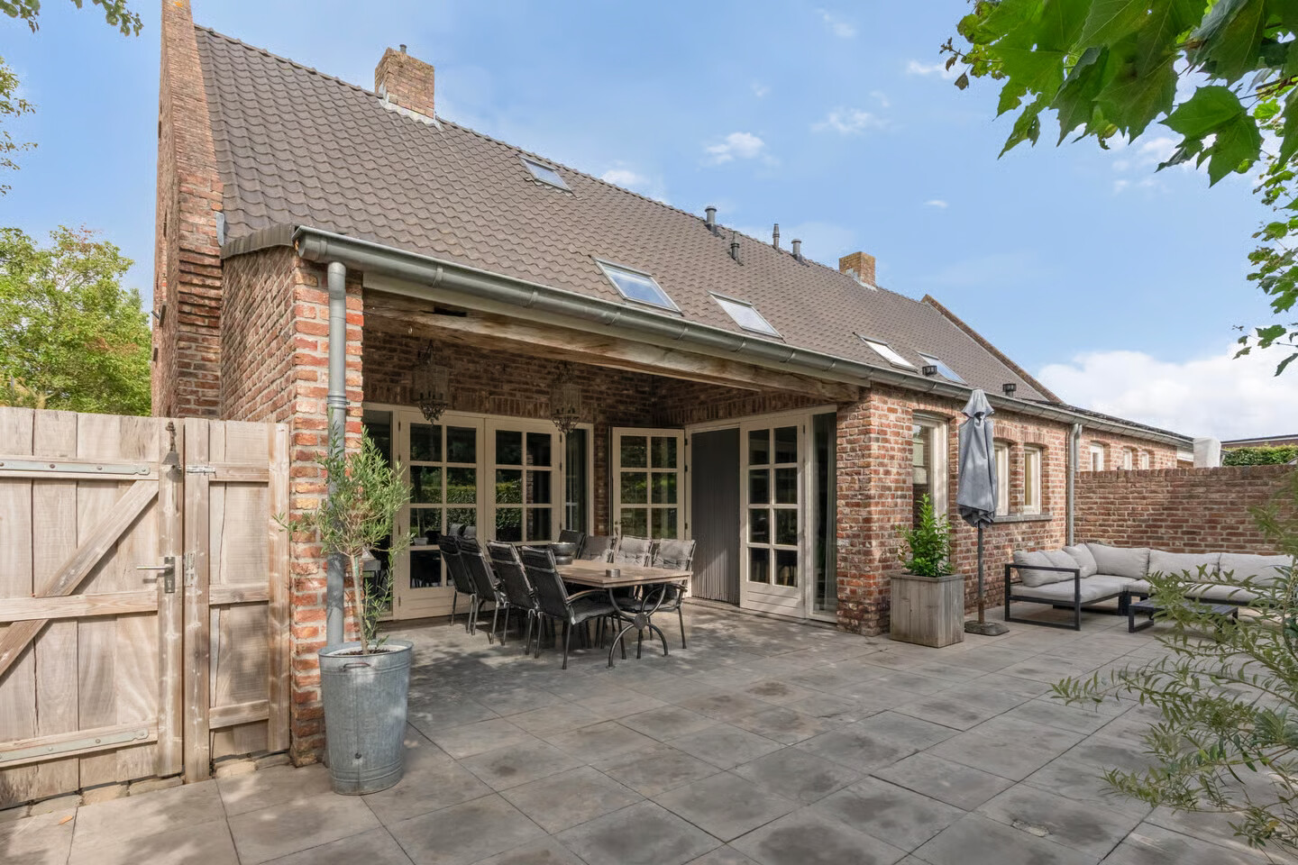 Twee-onder-één-kap te koop: Hoverhofweg 53, Venlo