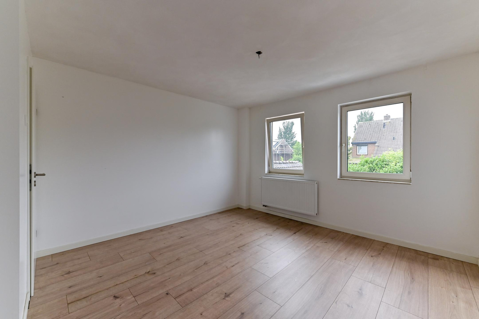 Tussenwoning te koop: Henri Hermansstraat 22, Tegelen