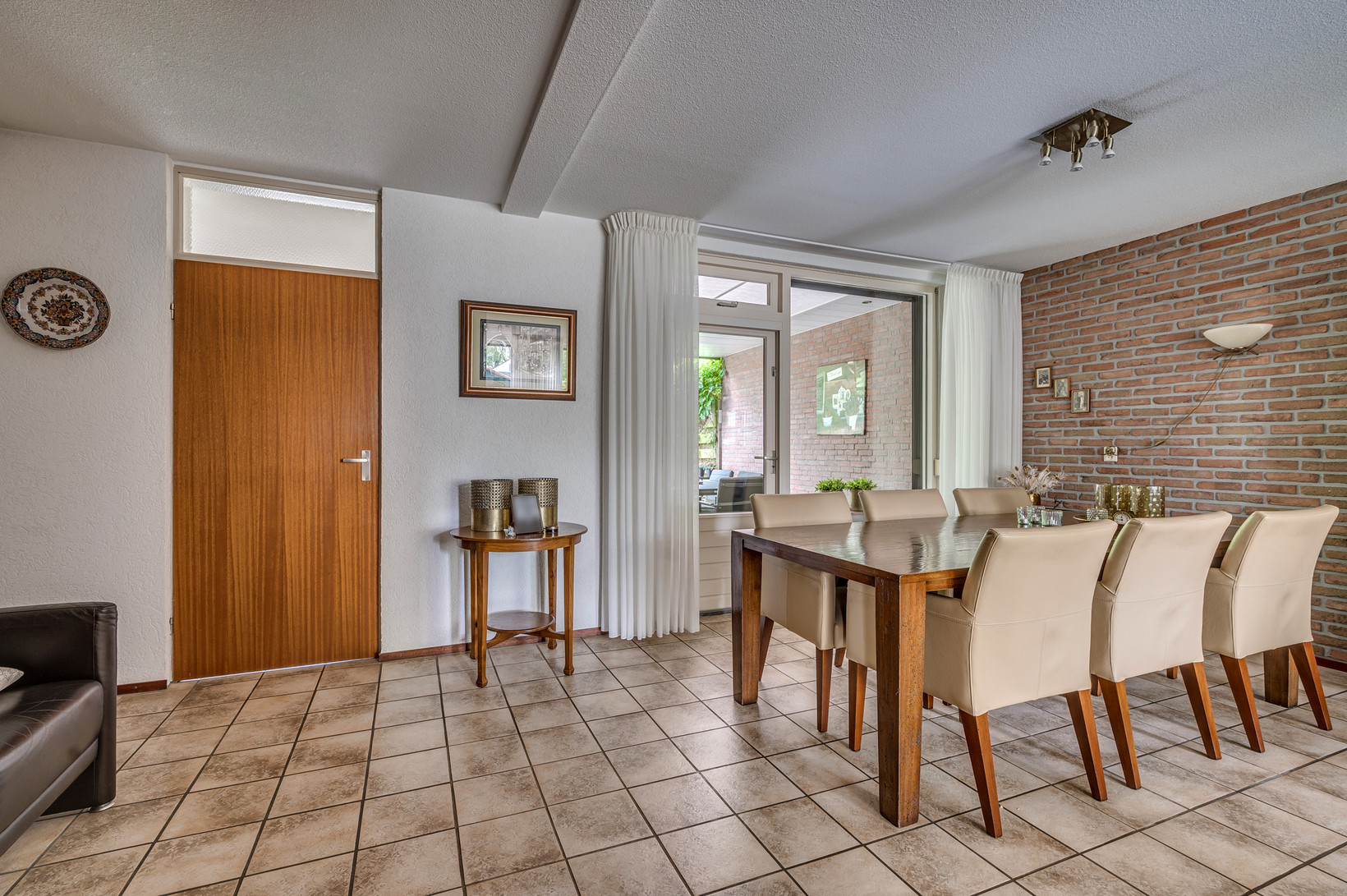 Tussenwoning te koop: Hulsterweg 26, Tegelen