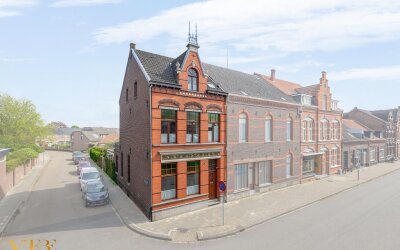 Spoorstraat 27