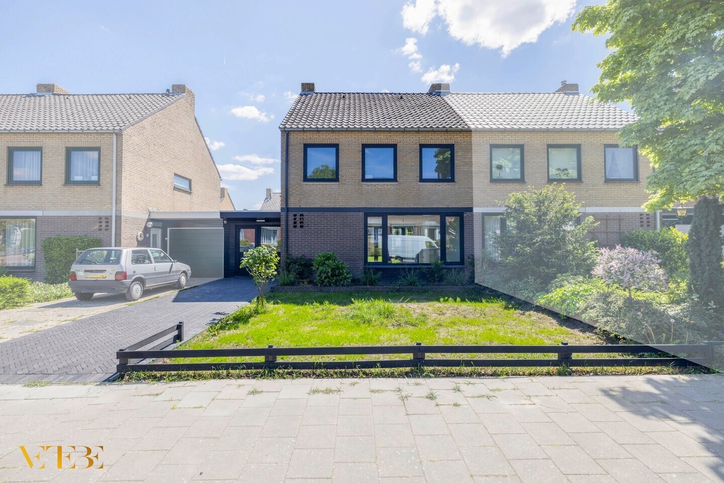Tussenwoning te koop: Kasteellaan 40A, Tegelen