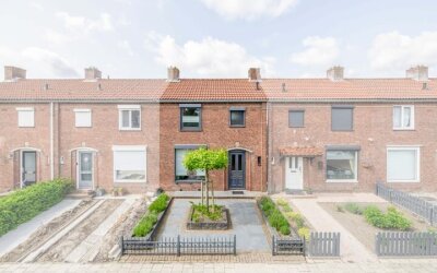van Kleefstraat 8