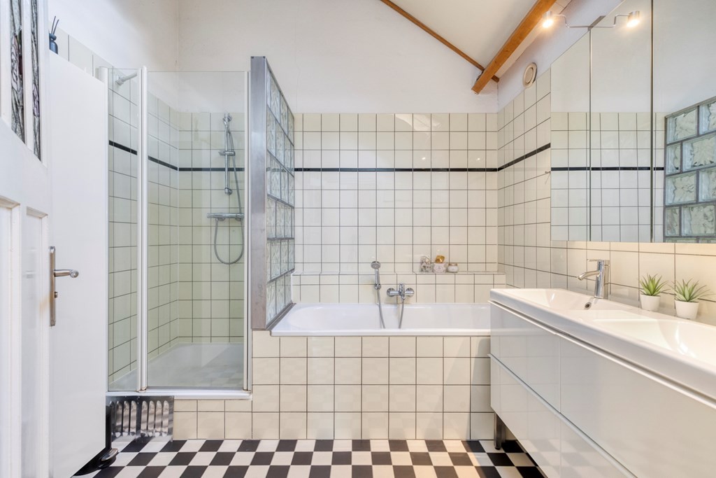 Tussenwoning te koop: Appelgaard 17, Arcen