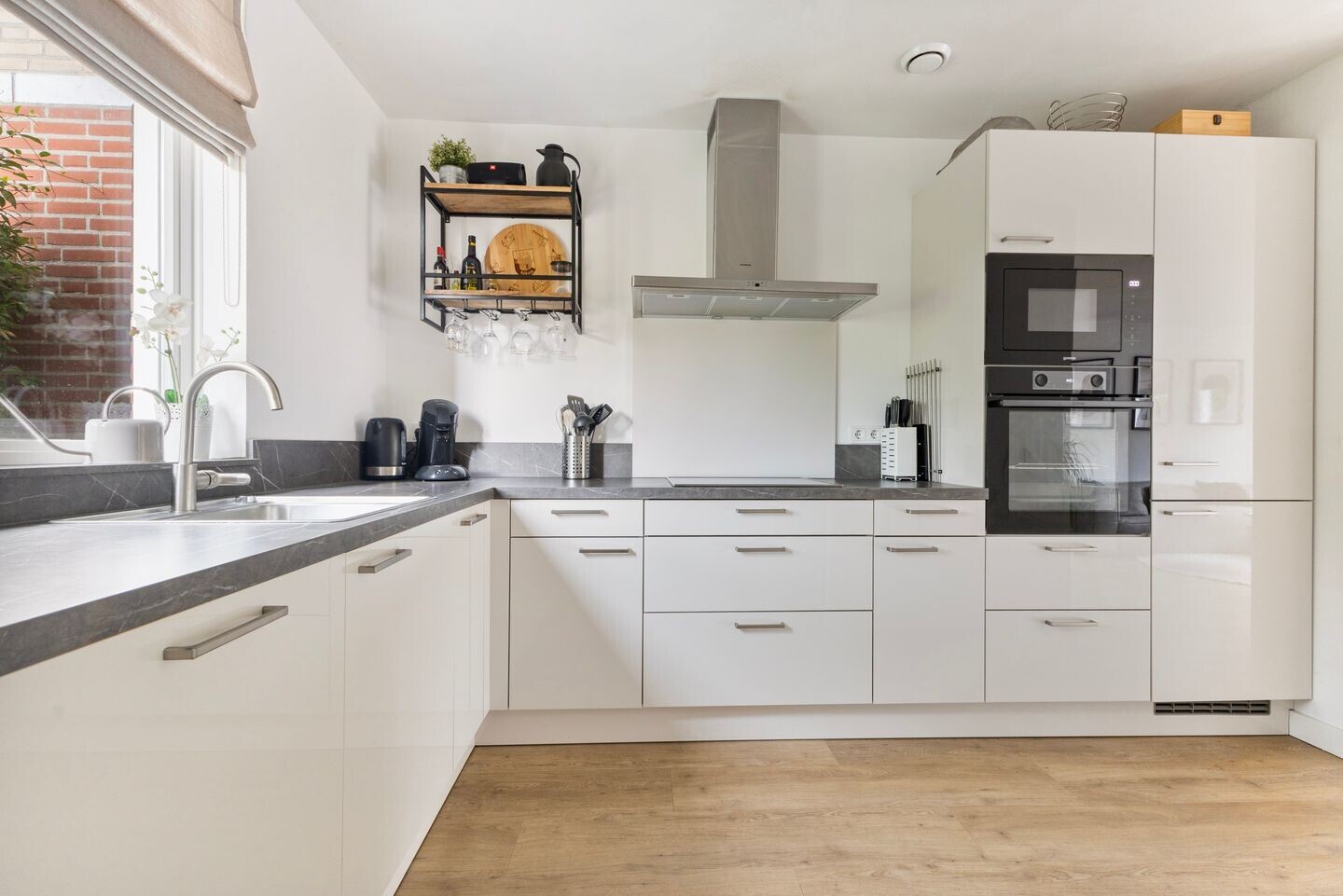 Tussenwoning te koop: aan 't Erf 9, Arcen
