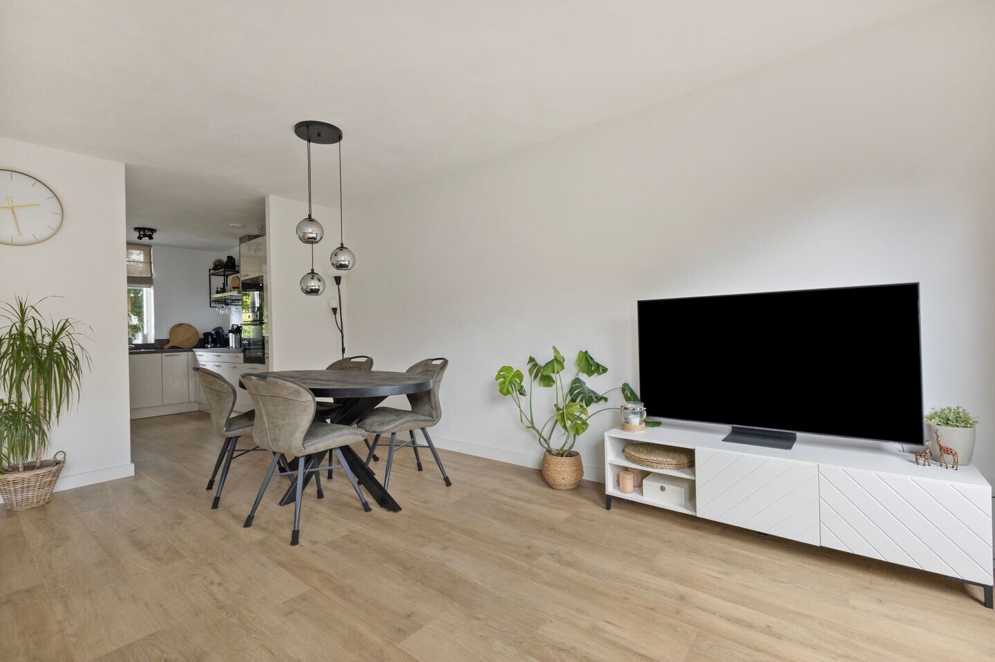 Tussenwoning te koop: aan 't Erf 9, Arcen