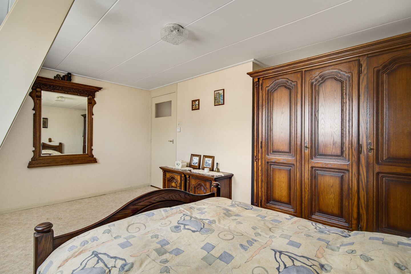 Hoekwoning te koop: Julianastraat 12, Reuver