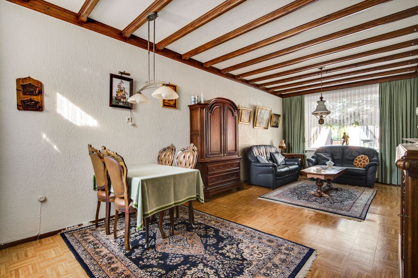 Hoekwoning te koop: Julianastraat 12, Reuver