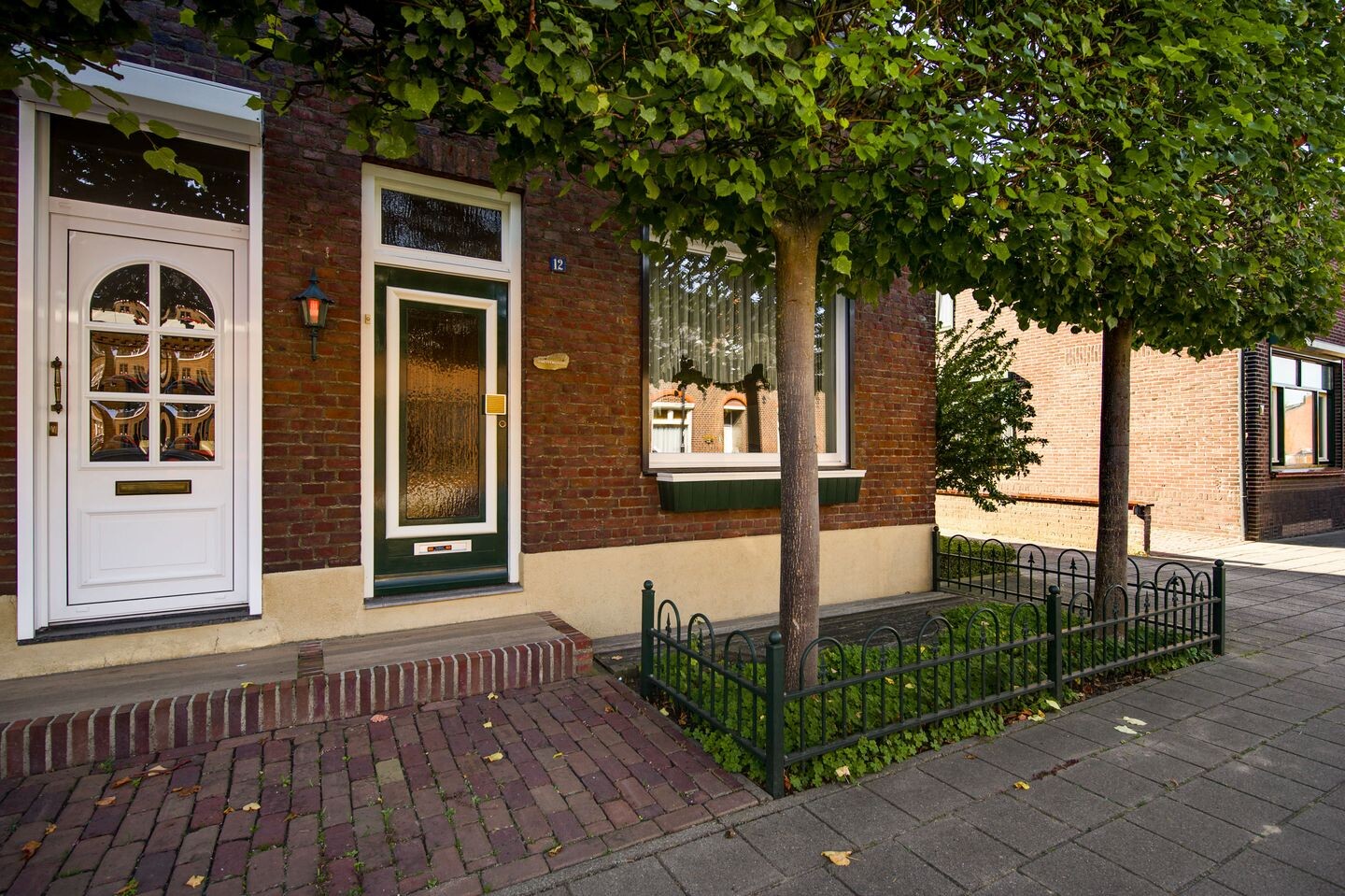 Hoekwoning te koop: Julianastraat 12, Reuver
