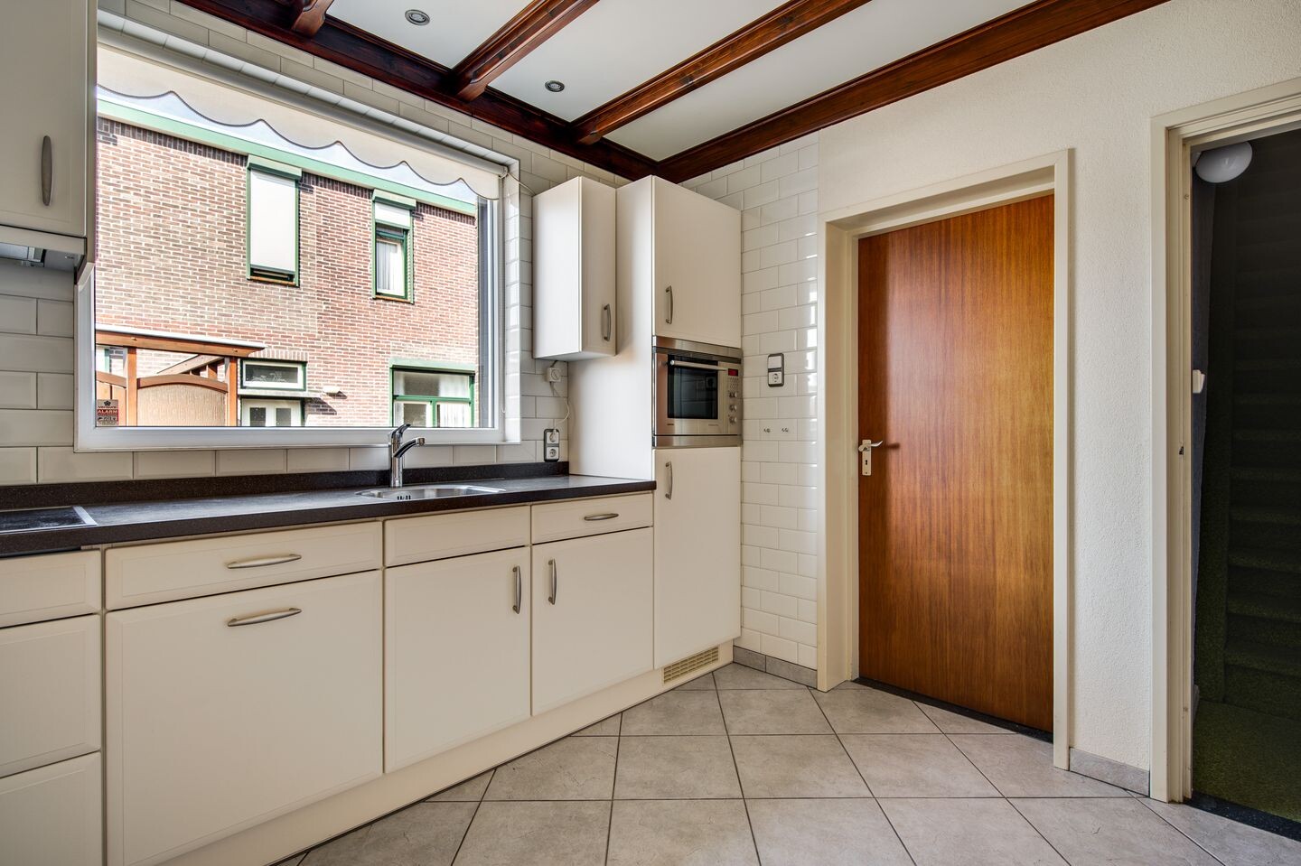 Hoekwoning te koop: Julianastraat 12, Reuver