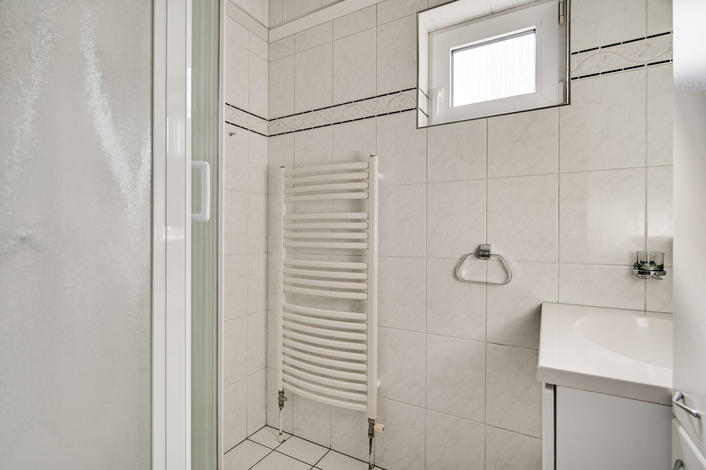 Hoekwoning te koop: Julianastraat 12, Reuver
