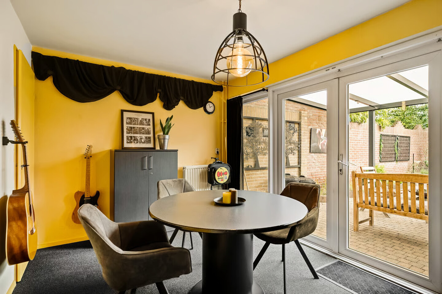 Tussenwoning te koop: Rubensplein 14, Horst
