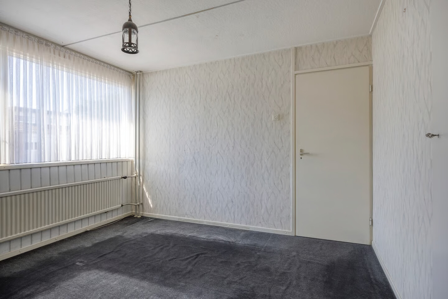 Tussenwoning te koop: van Goghstraat 12, Horst