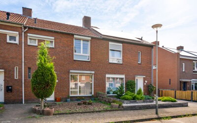 Pr. Beatrixstraat 38