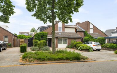 van Douverenstraat 39