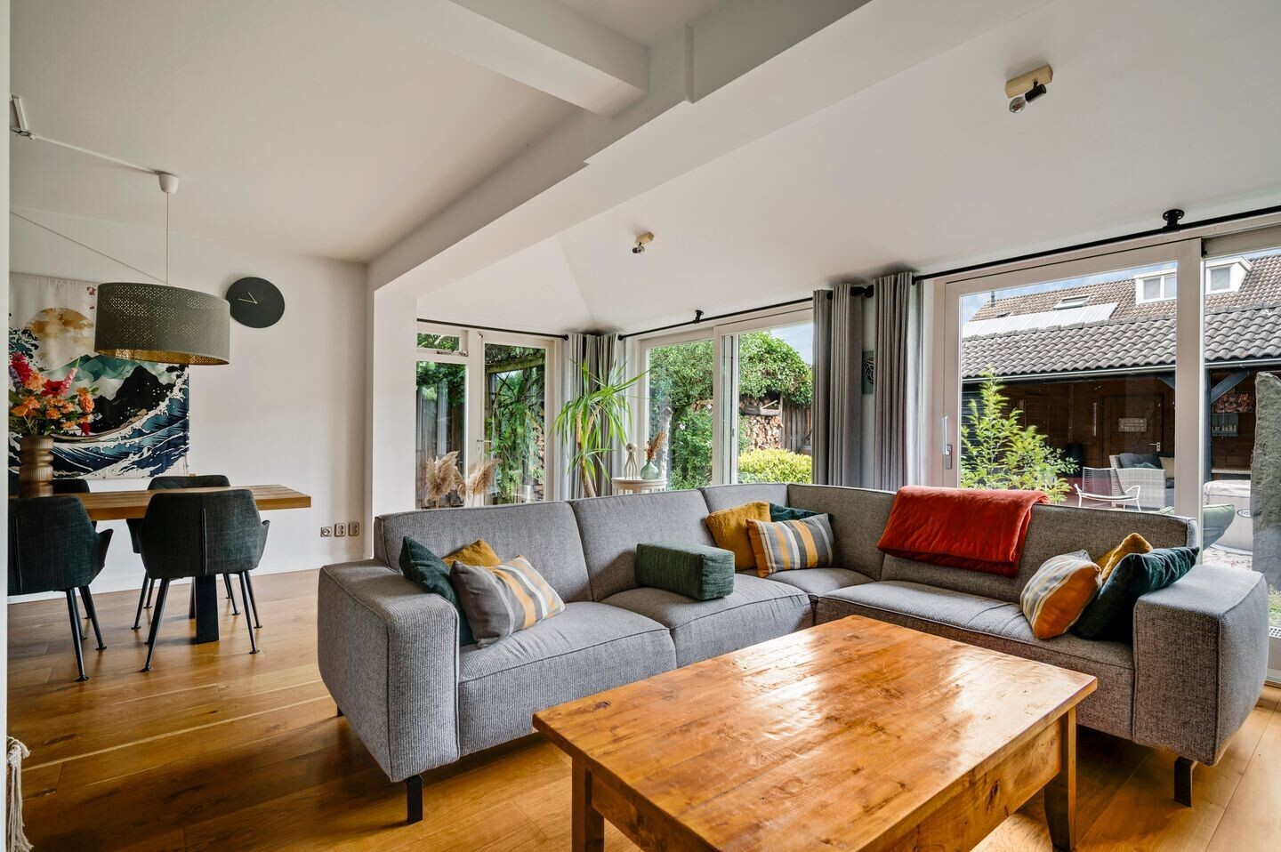 Hoekwoning te koop: van Douverenstraat 39, Horst