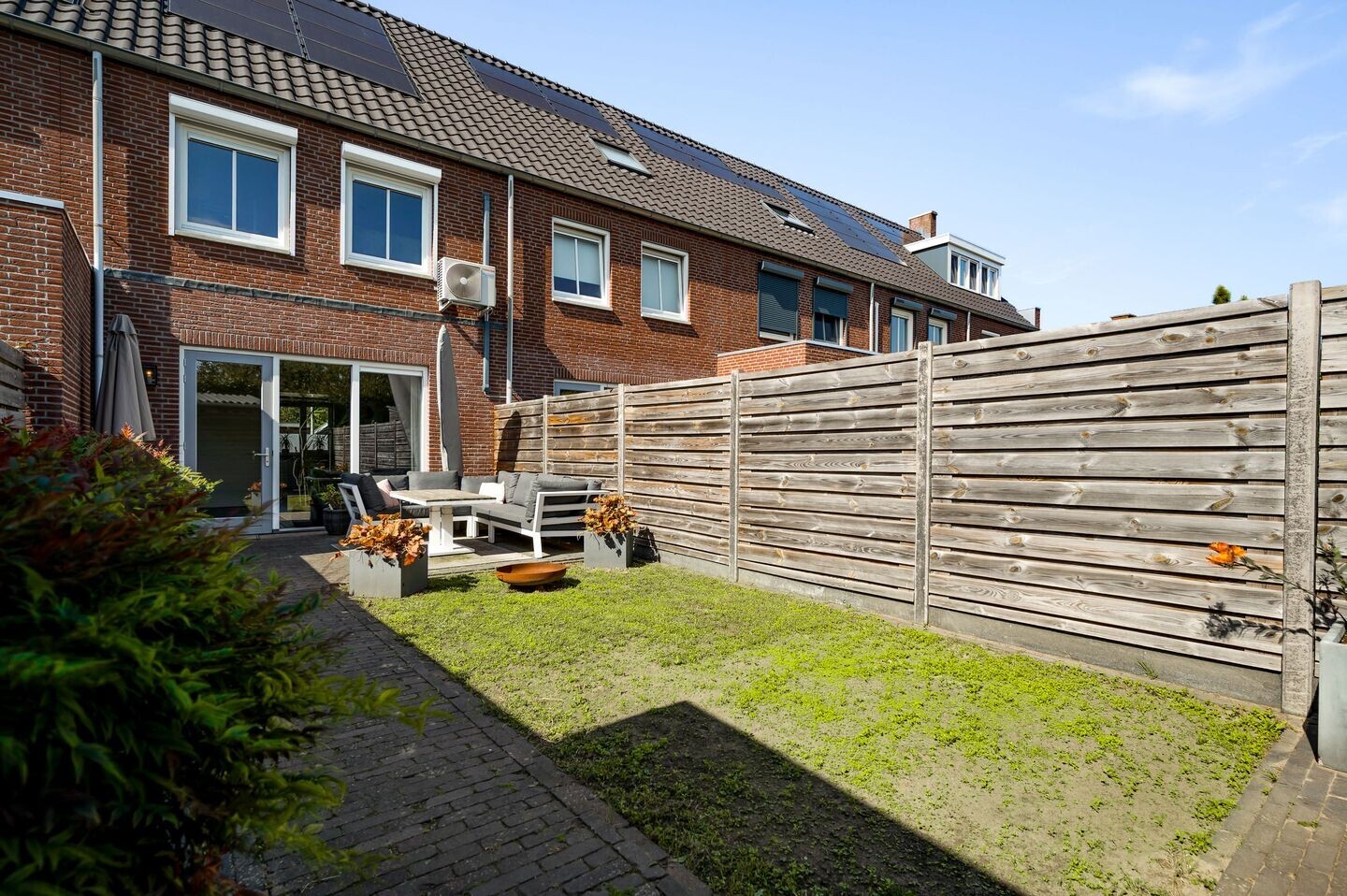Tussenwoning te koop: Burgemeester Steeghsstraat 13, Horst