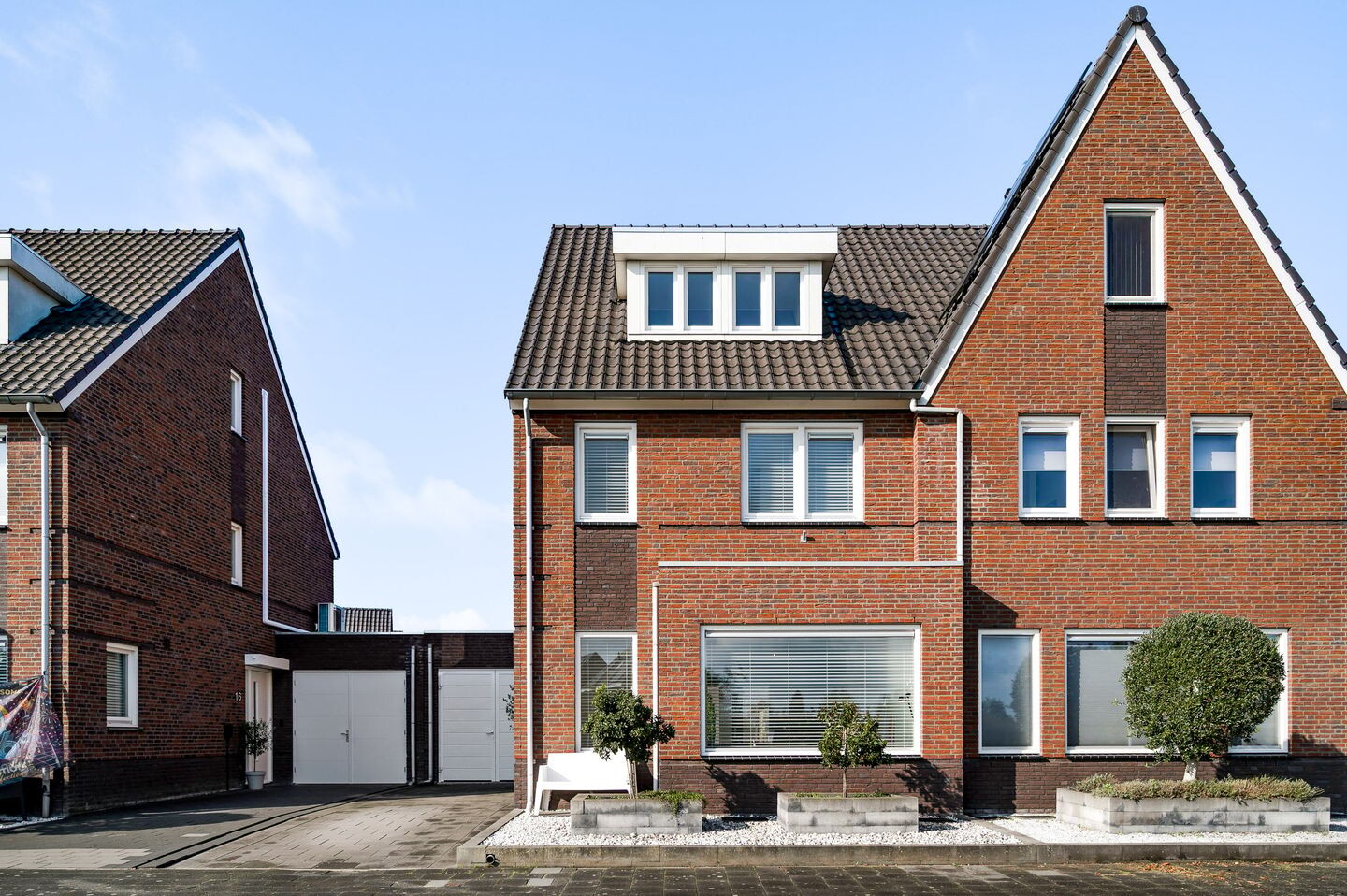 Tussenwoning te koop: Dentjesweg 14, Horst