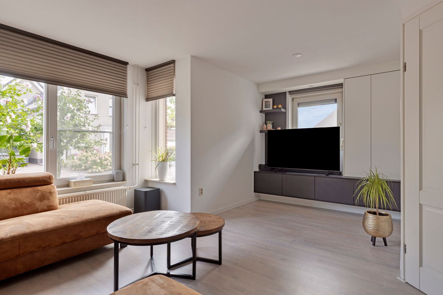 Hoekwoning te koop: Van Sonsveldstraat 1, Horst