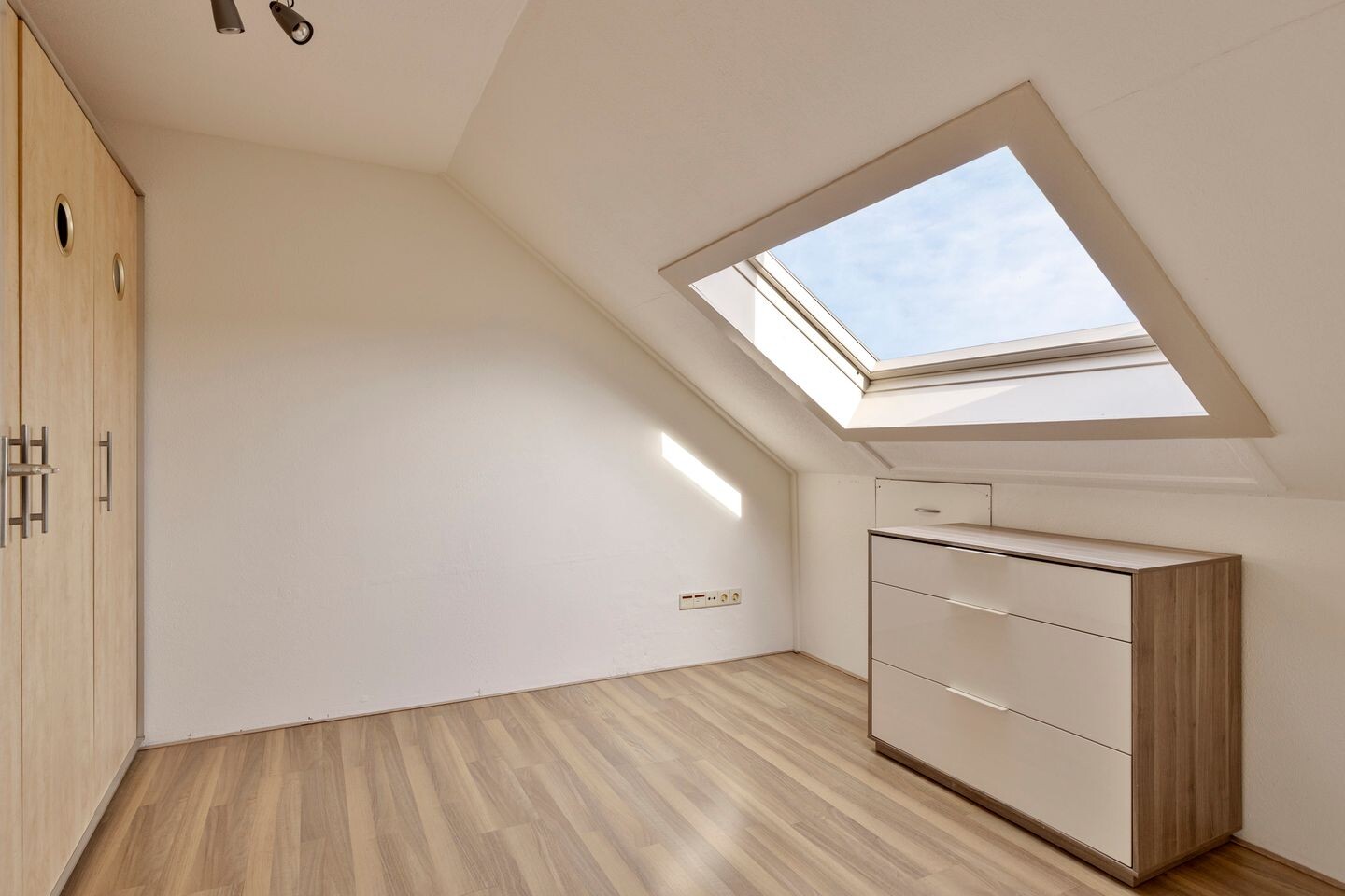 Hoekwoning te koop: Van Sonsveldstraat 1, Horst