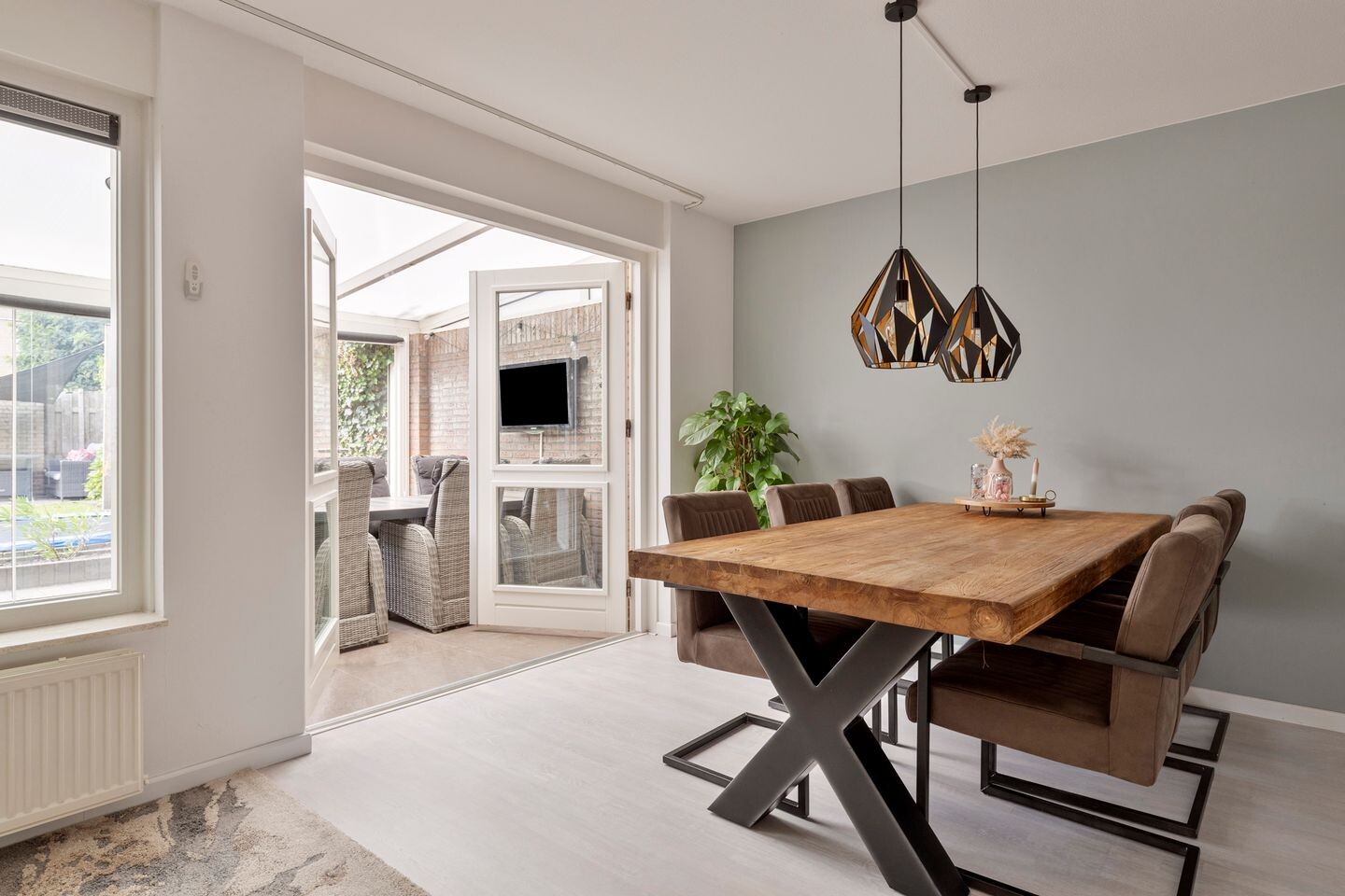 Hoekwoning te koop: Van Sonsveldstraat 1, Horst